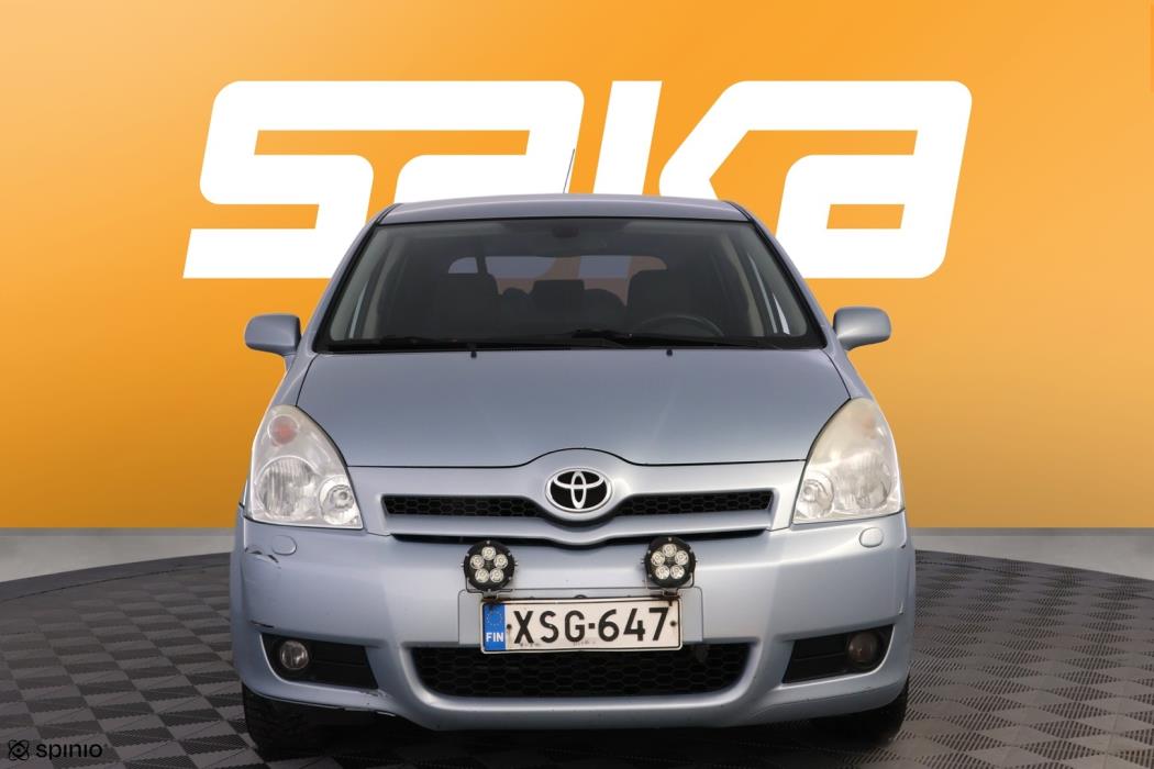 TOYOTA Corolla Verso 2005