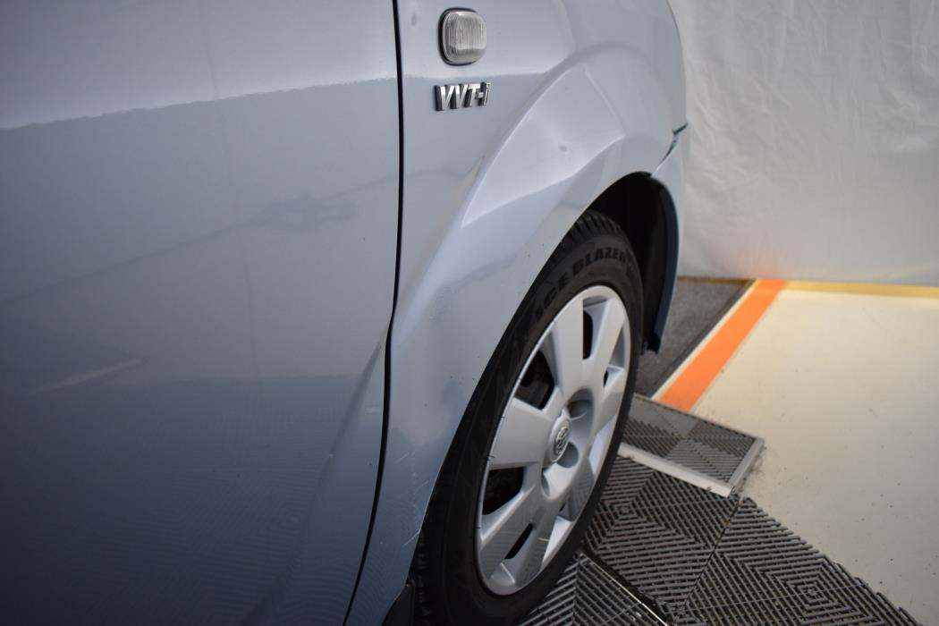 TOYOTA Corolla Verso 2005