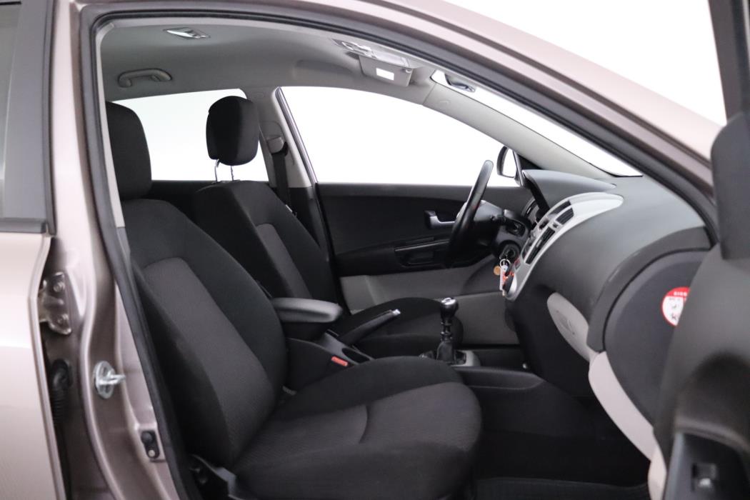 KIA cee'd 2008
