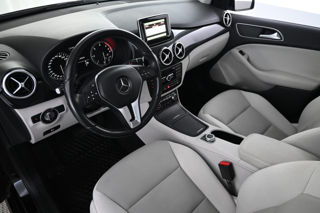 MERCEDES-BENZ B 2014