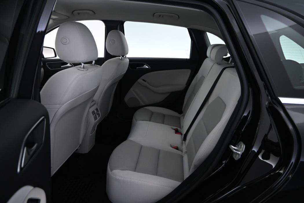 MERCEDES-BENZ B 2014