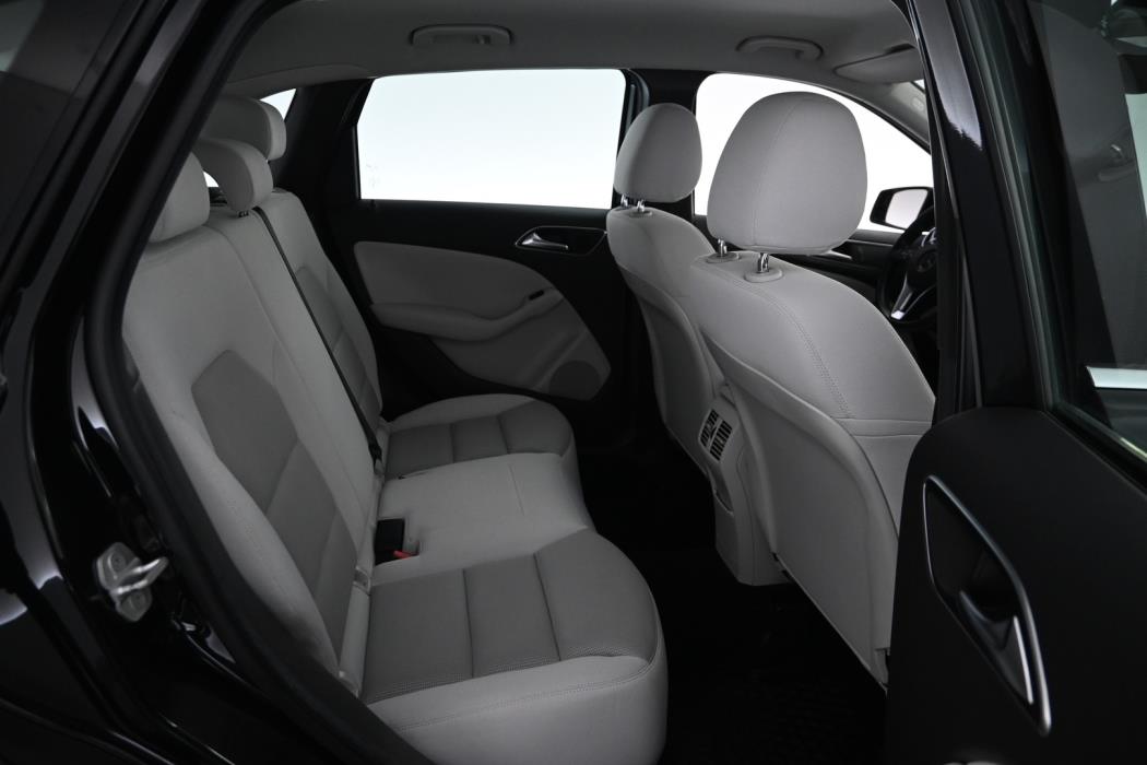 MERCEDES-BENZ B 2014