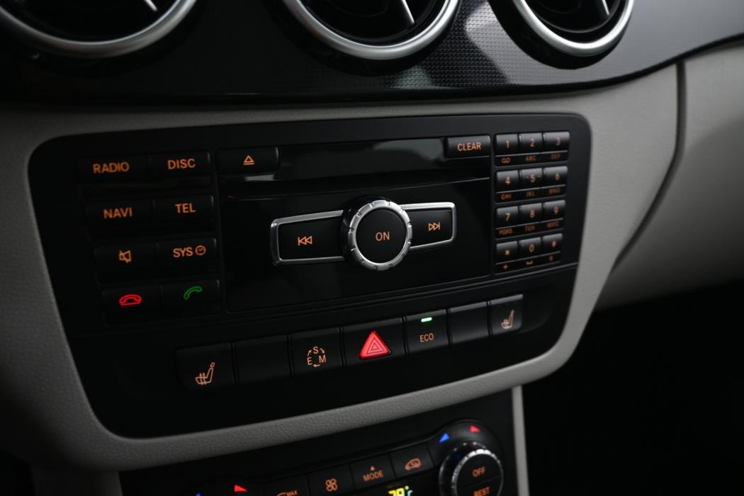 MERCEDES-BENZ B 2014
