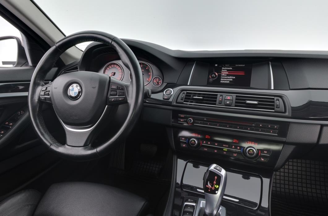 BMW 520 2015