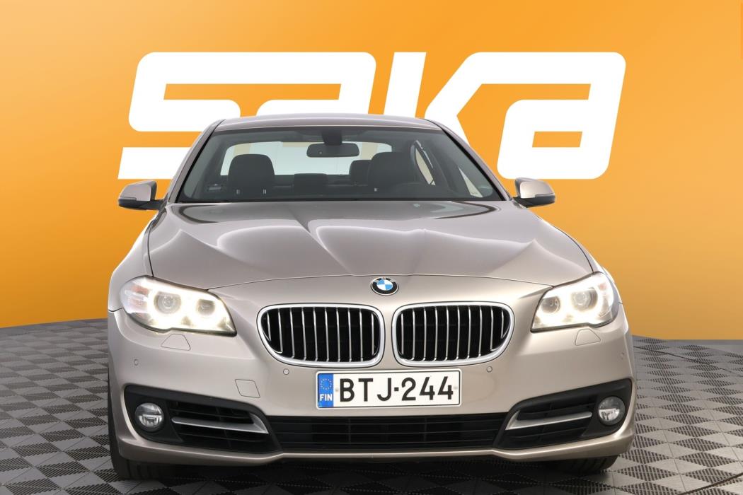BMW 520 2015