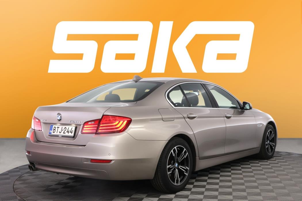 BMW 520 2015