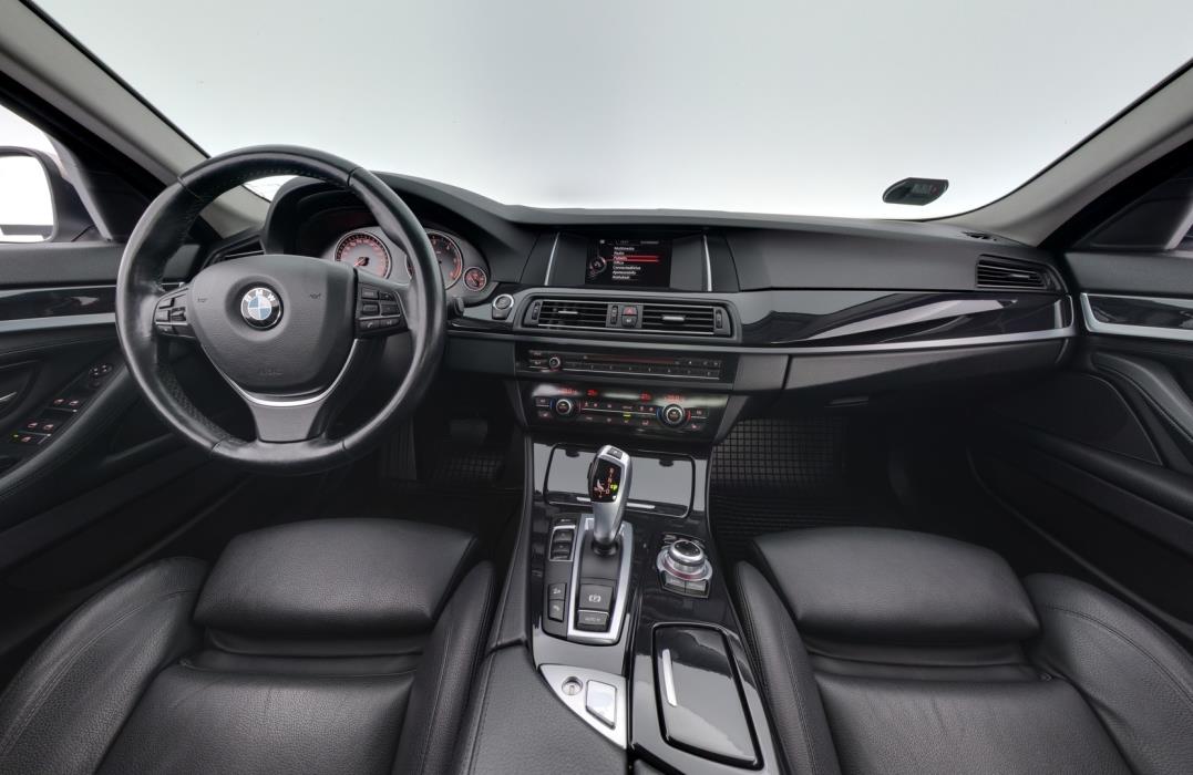 BMW 520 2015