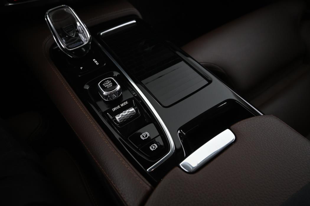 VOLVO V90 2020
