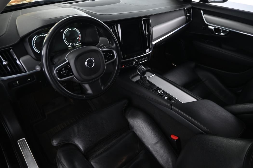 VOLVO V90 2019