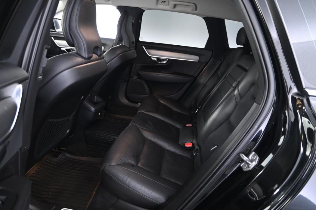 VOLVO V90 2019