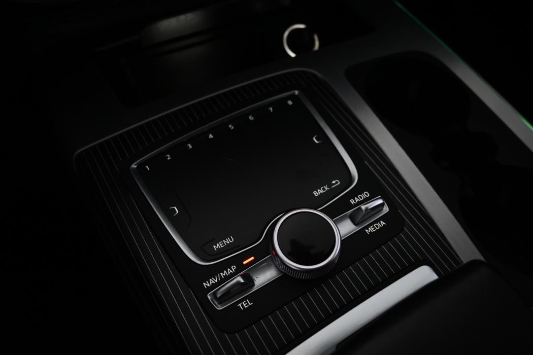 AUDI Q7 2017