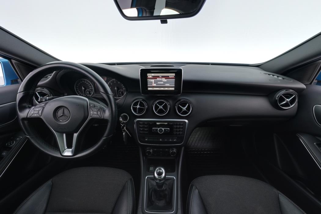 MERCEDES-BENZ A 2014