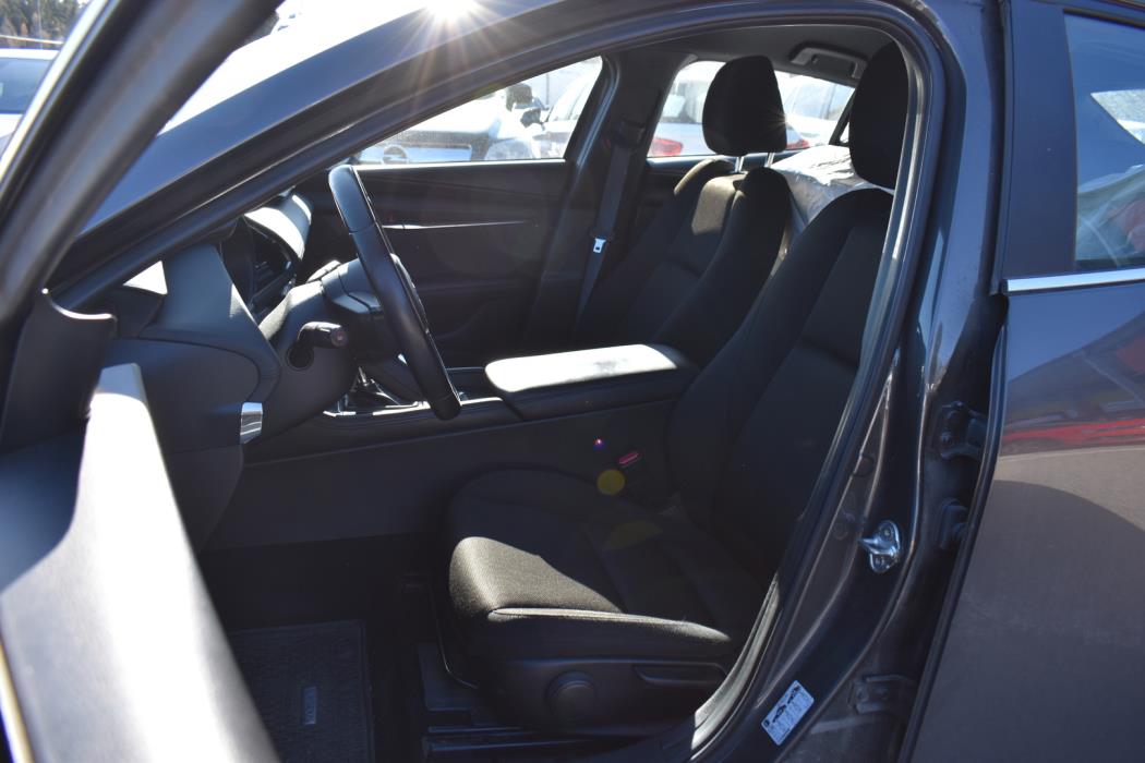 MAZDA 3 2019