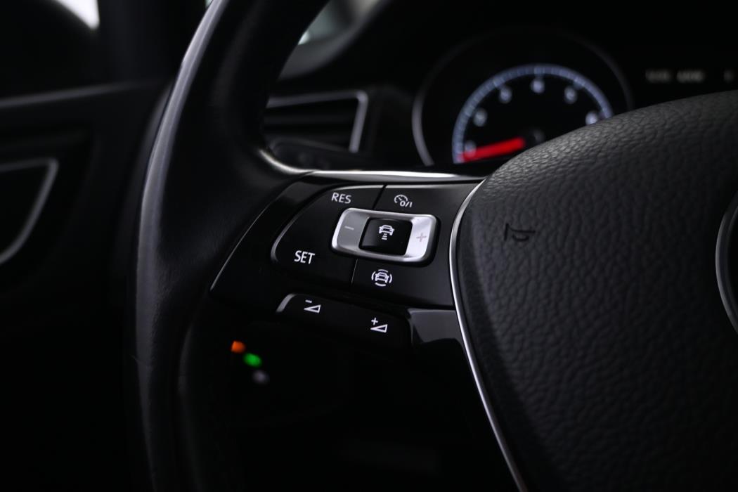 VOLKSWAGEN Golf Sportsvan 2019