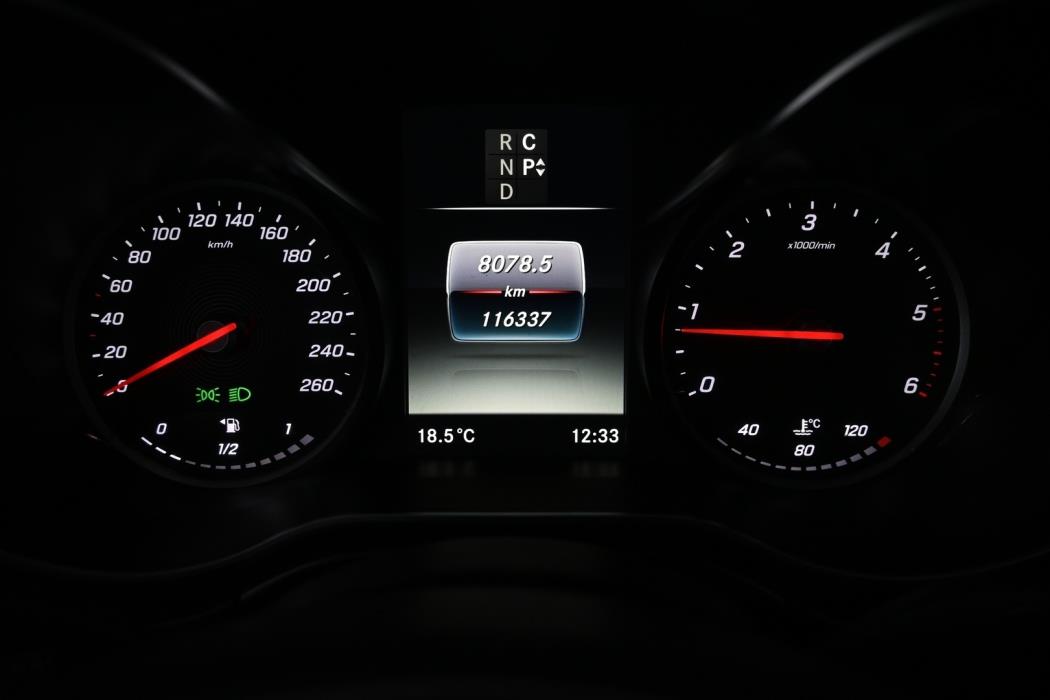 MERCEDES-BENZ V 2020