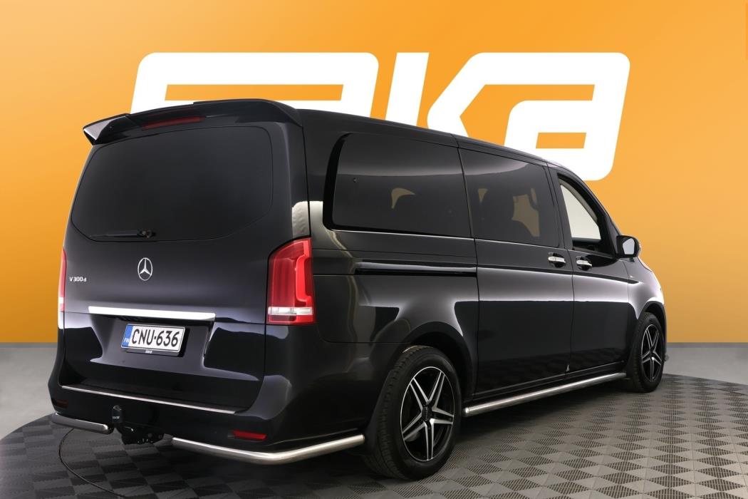 MERCEDES-BENZ V 2020