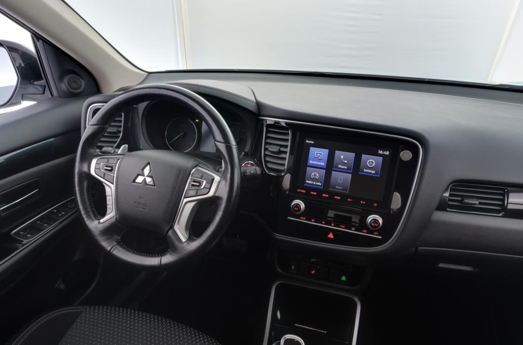 MITSUBISHI Outlander PHEV 2020