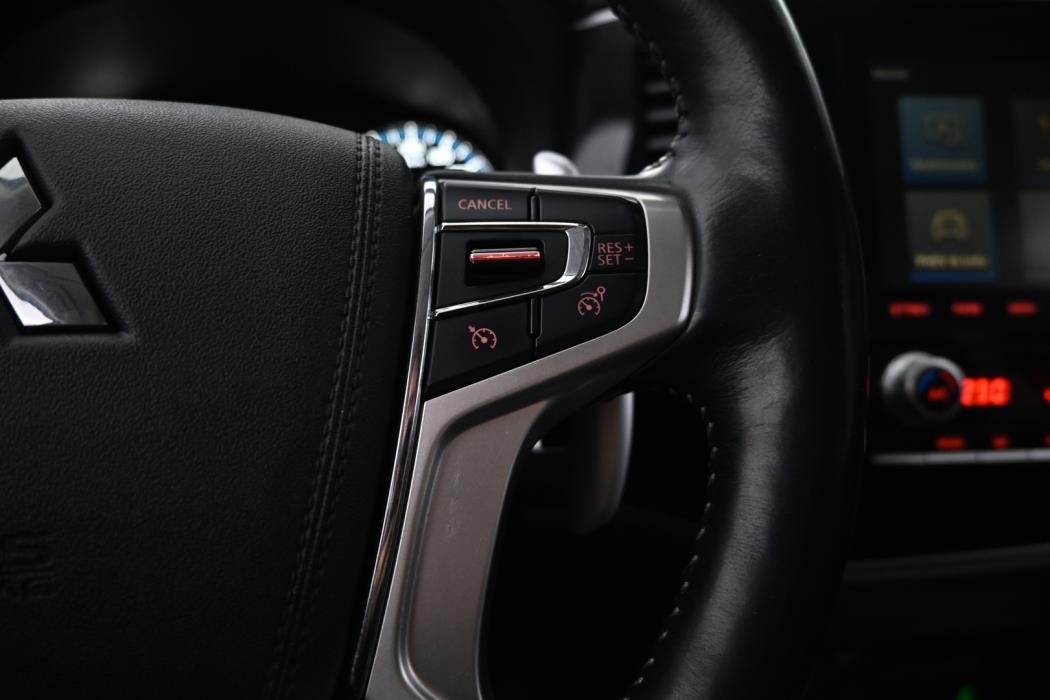 MITSUBISHI Outlander PHEV 2020