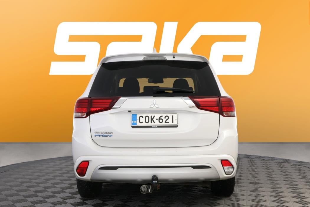 MITSUBISHI Outlander PHEV 2020