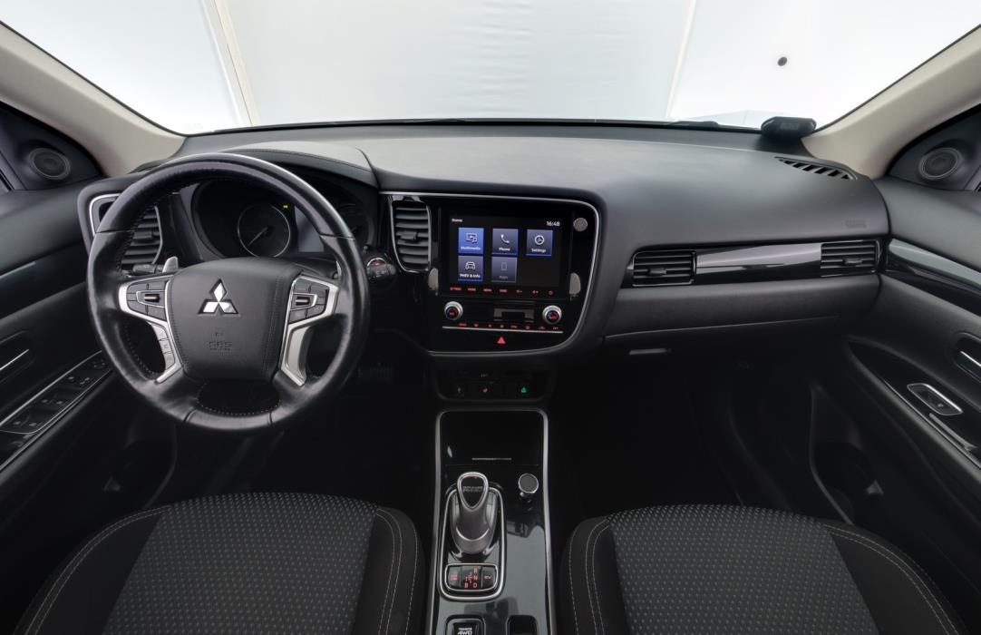 MITSUBISHI Outlander PHEV 2020