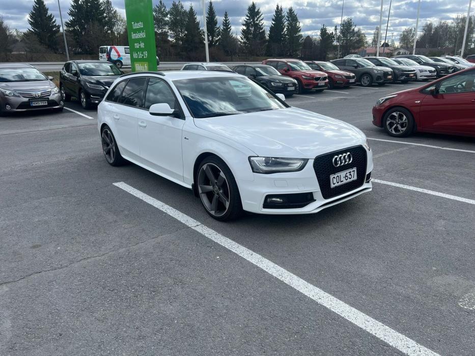 AUDI A4 2014