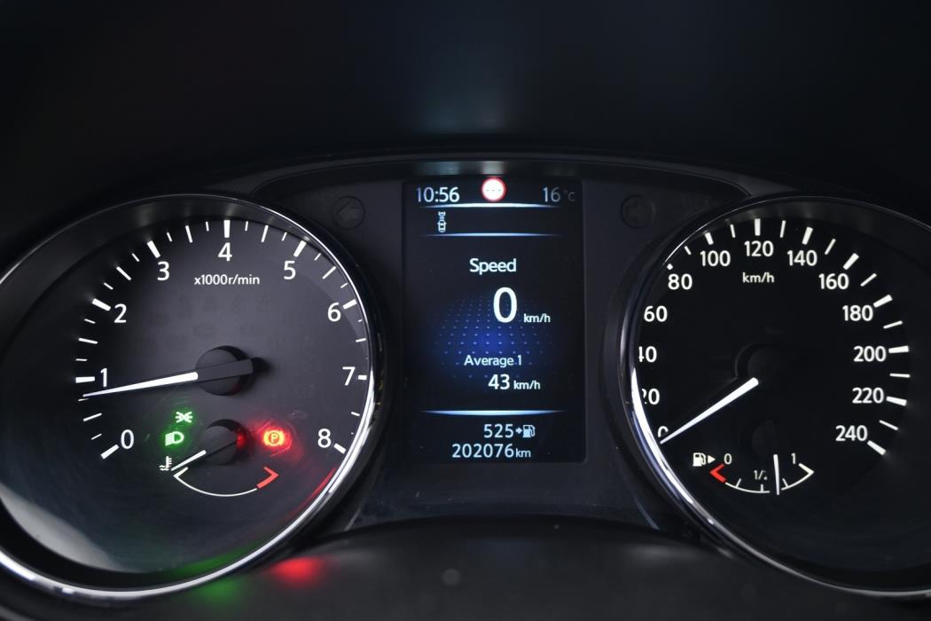 NISSAN Qashqai 2015