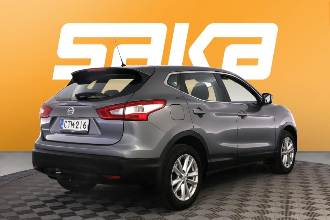 NISSAN Qashqai 2015