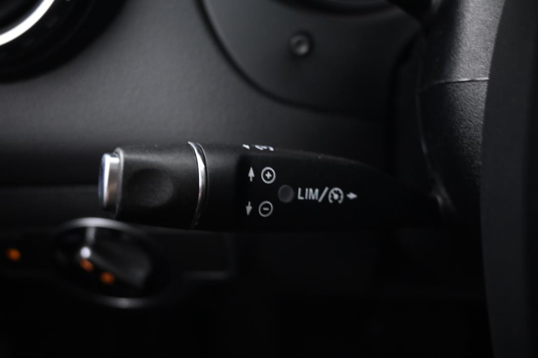 MERCEDES-BENZ GLA 2015