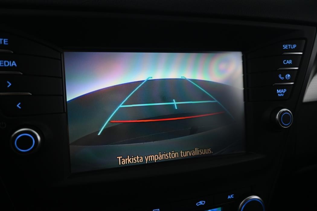 TOYOTA Avensis 2016