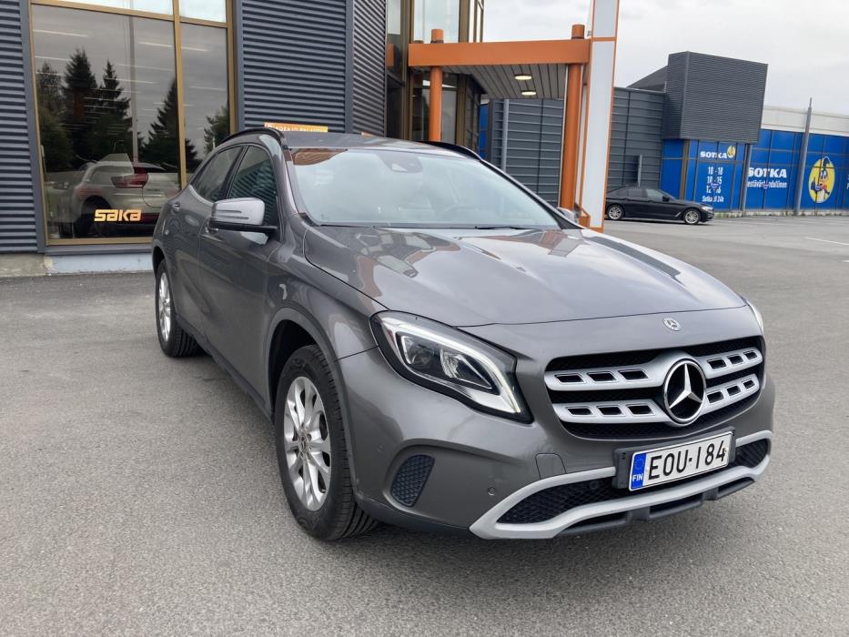 MERCEDES-BENZ GLA 2018