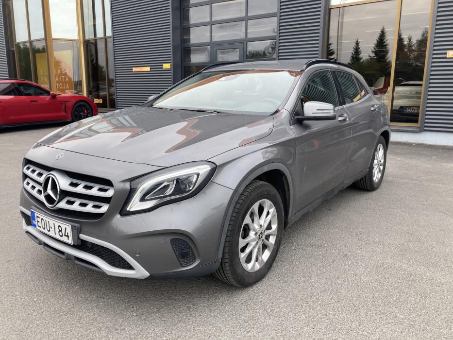 MERCEDES-BENZ GLA 2018
