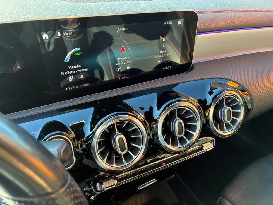 MERCEDES-BENZ CLA 2020
