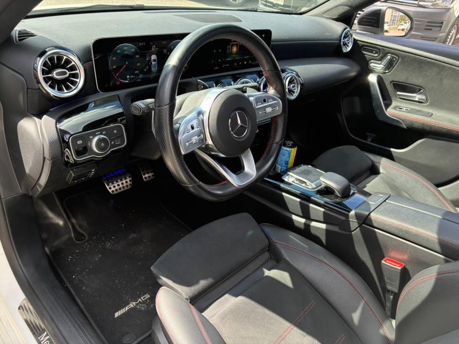 MERCEDES-BENZ A 2020
