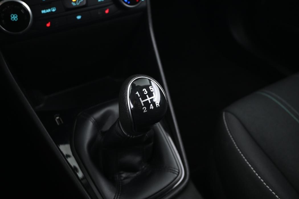 FORD Fiesta Van 2019