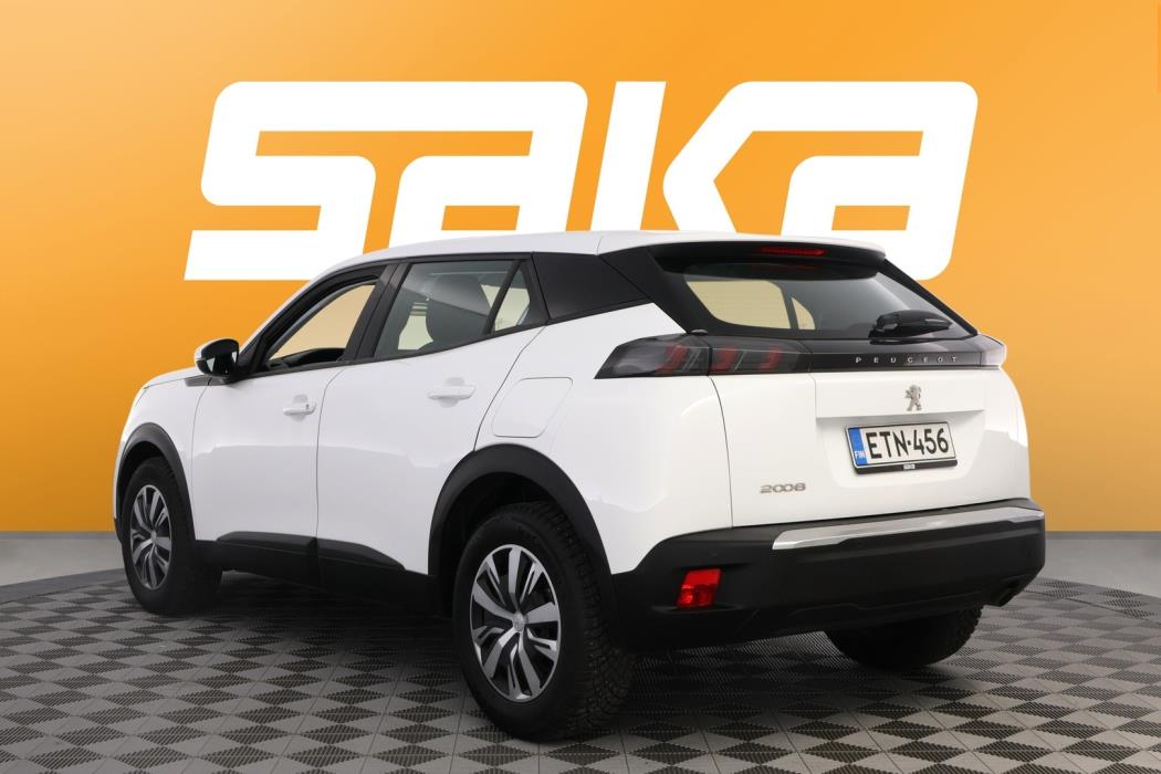 PEUGEOT 2008 2021