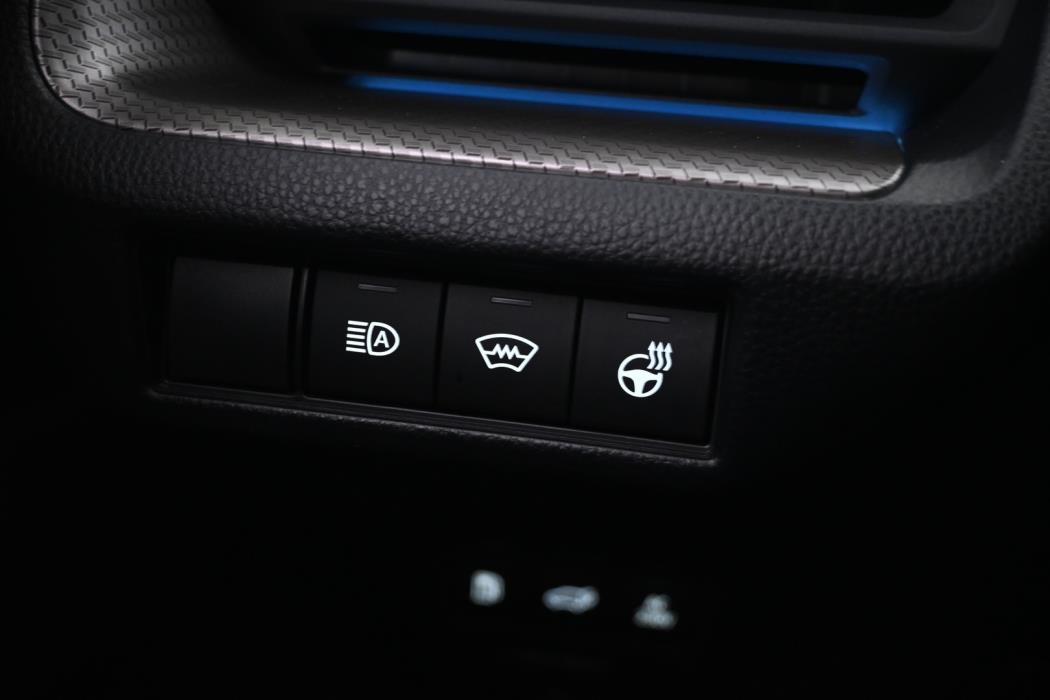 TOYOTA PRIUS 2023
