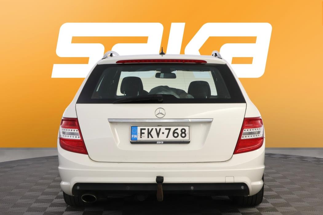 MERCEDES-BENZ C 2010