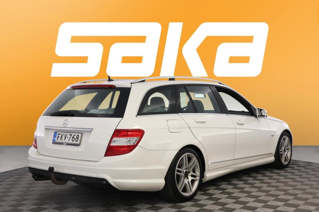 MERCEDES-BENZ C 2010