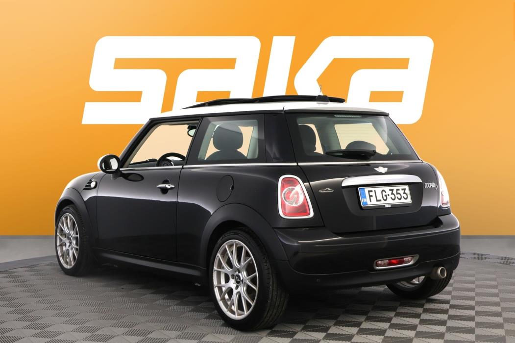 MINI Cooper 2011