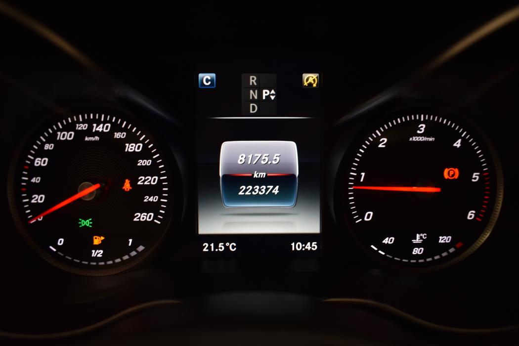 MERCEDES-BENZ C 2015