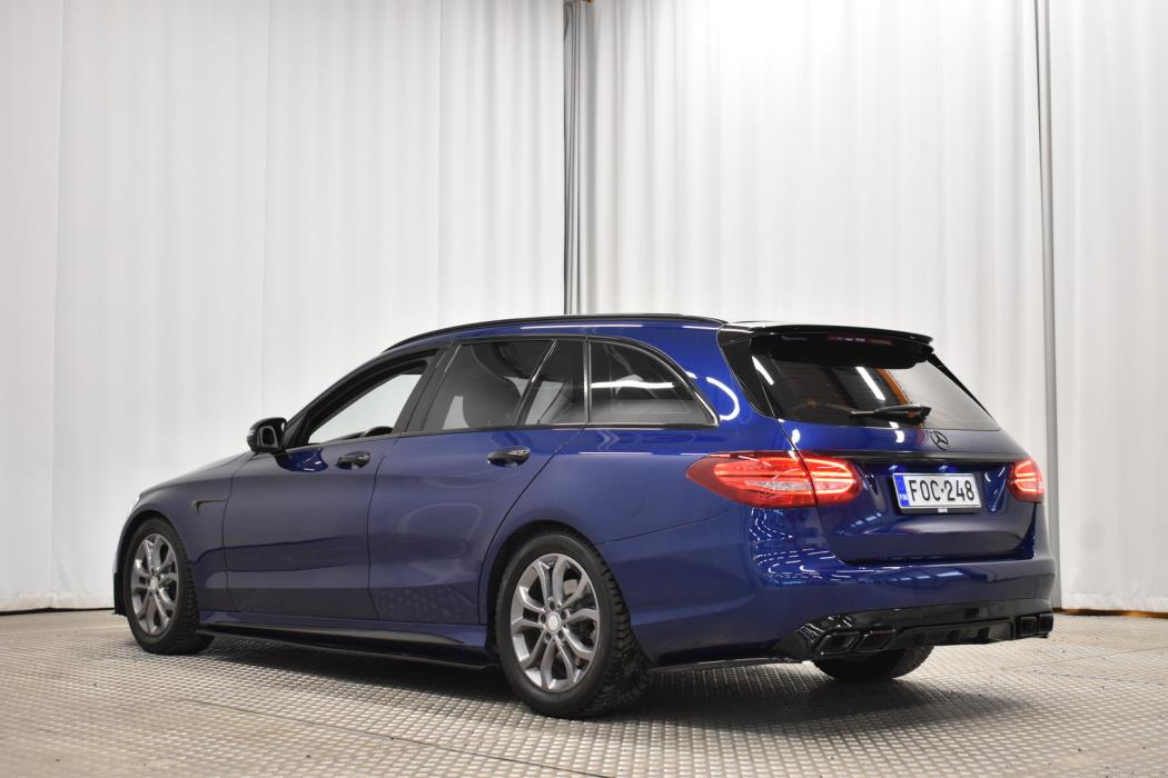 MERCEDES-BENZ C 2015