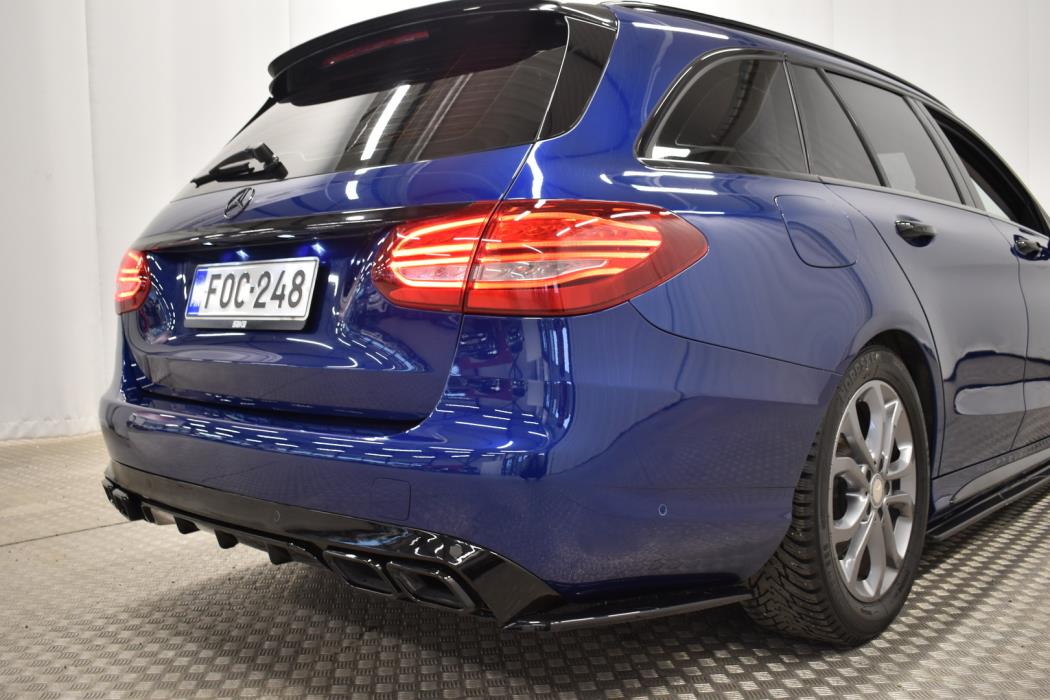 MERCEDES-BENZ C 2015