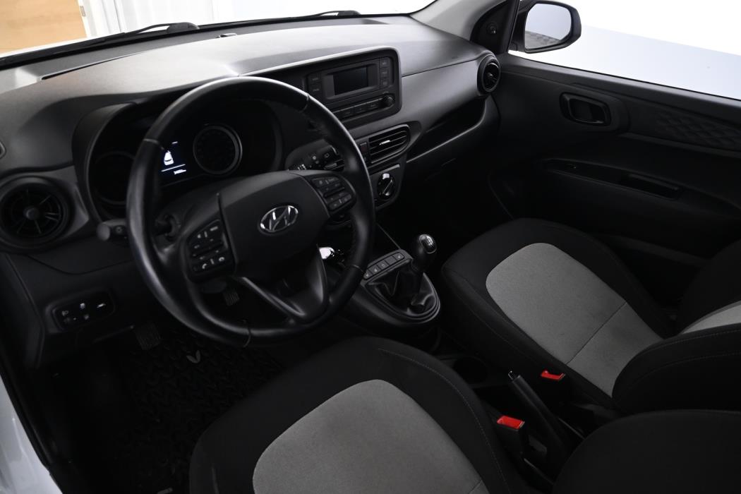 HYUNDAI i10 2021