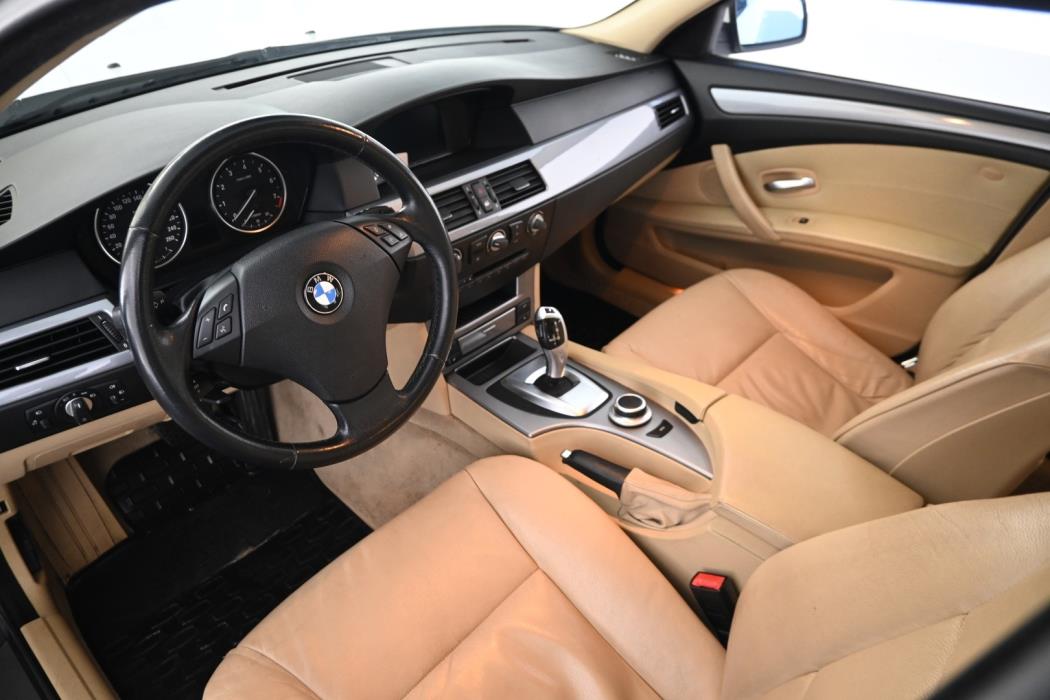 BMW 520 2008