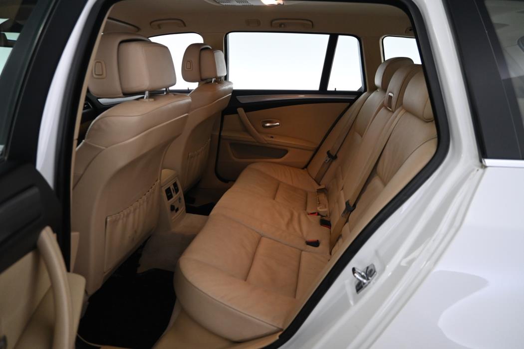 BMW 520 2008