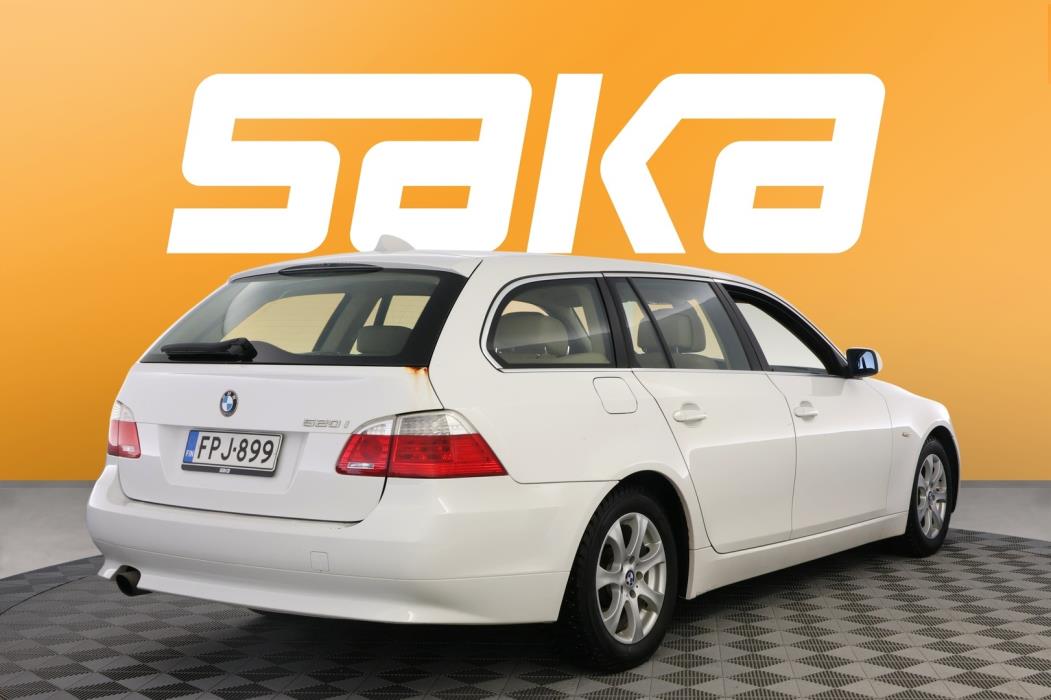 BMW 520 2008