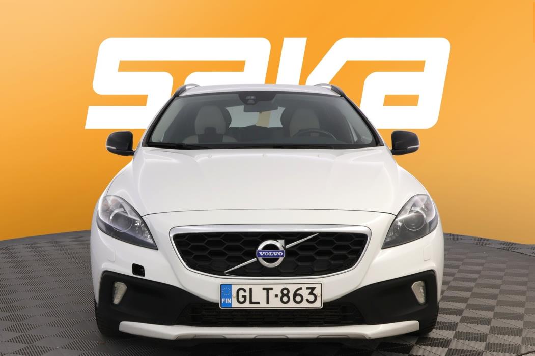 VOLVO V40 Cross Country 2016