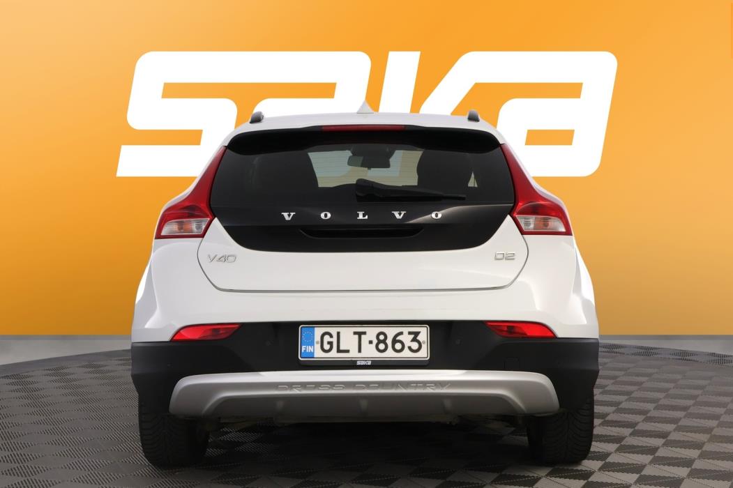 VOLVO V40 Cross Country 2016