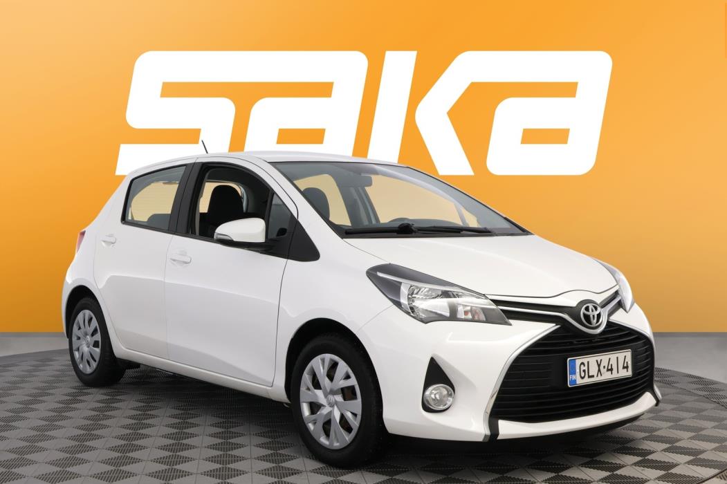 TOYOTA Yaris 2016