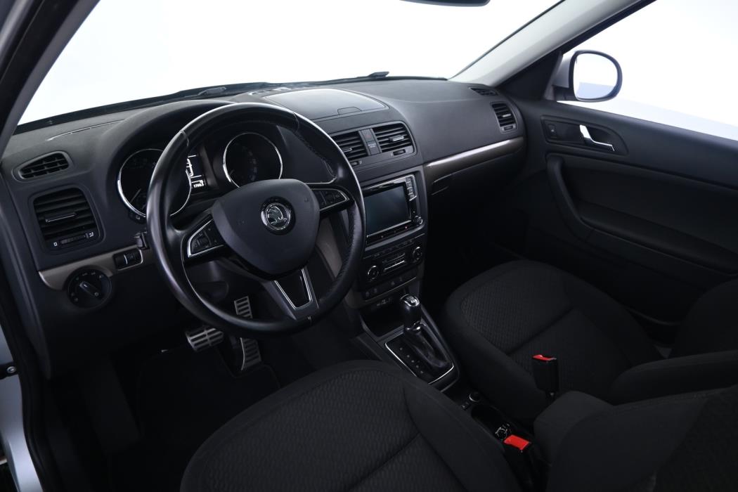 SKODA Yeti 2016